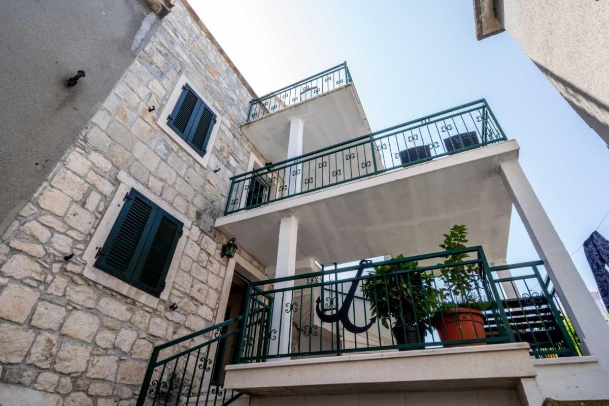 Apartments Inn Baska Voda Ngoại thất bức ảnh
