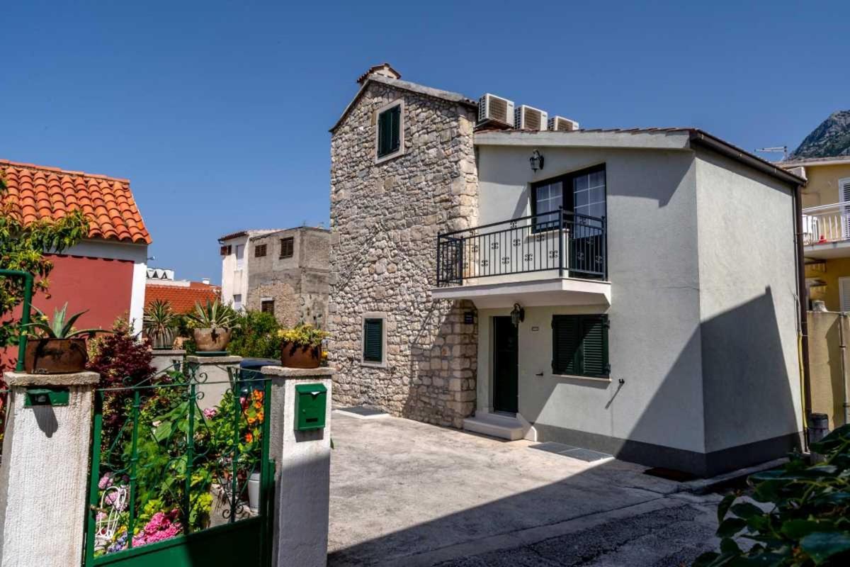 Apartments Inn Baska Voda Ngoại thất bức ảnh