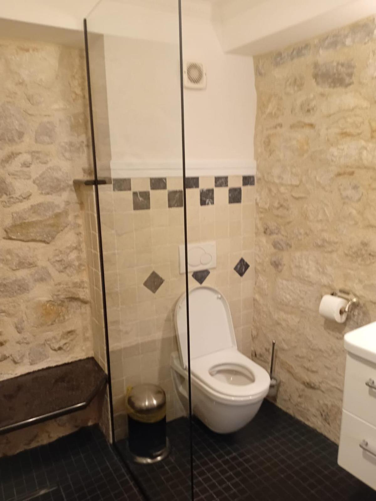 Apartments Inn Baska Voda Ngoại thất bức ảnh